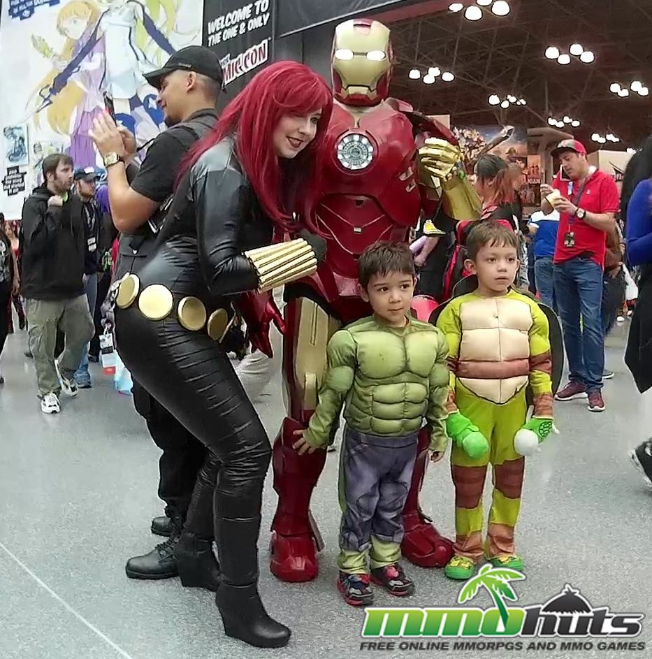 NYCC 2016 Cosplay 07 - TMNT and Iron Man
