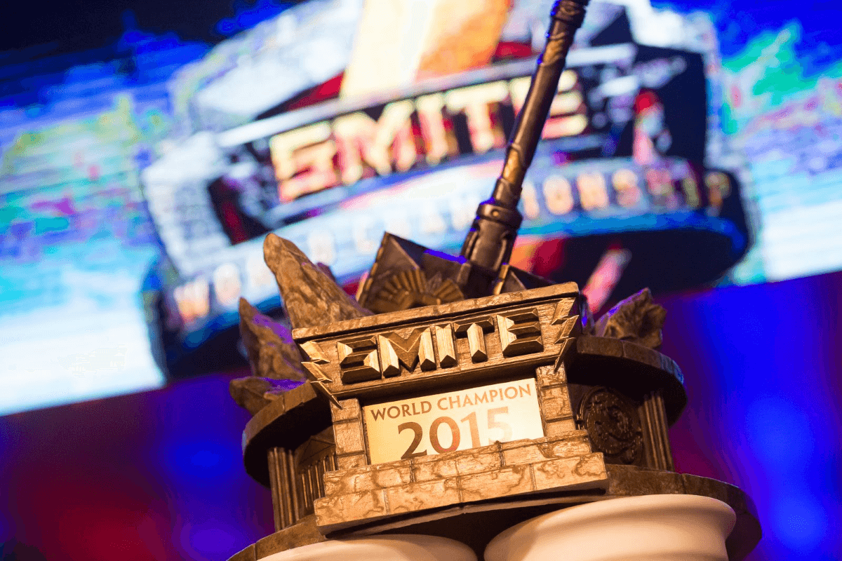 Hi-Rez Studios announces the SMITE World Championship presented by Xbox One news header